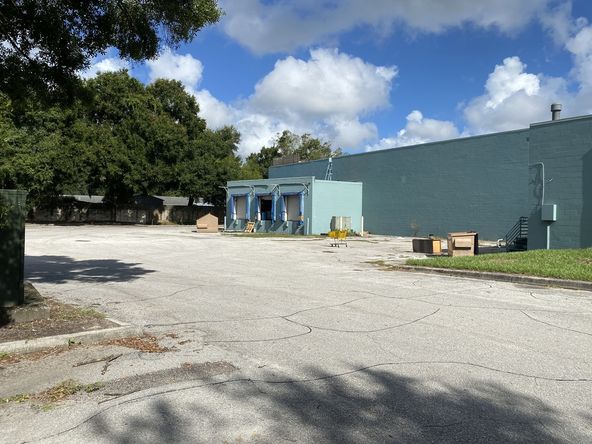 Bartow Village Shopping Center + 0.81 Acre Parcel: 1475 US Highway 17 S, Bartow, FL 33830